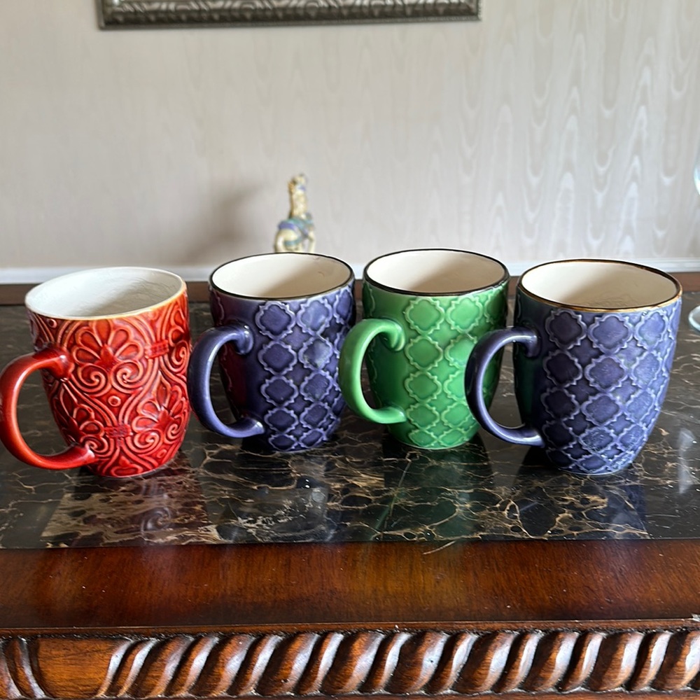 🎉5/$20🎉 Set of 4 vibrant large mugs